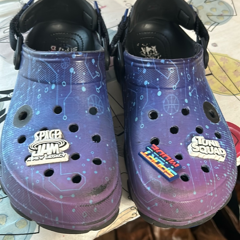 Kid Space Jam crocs